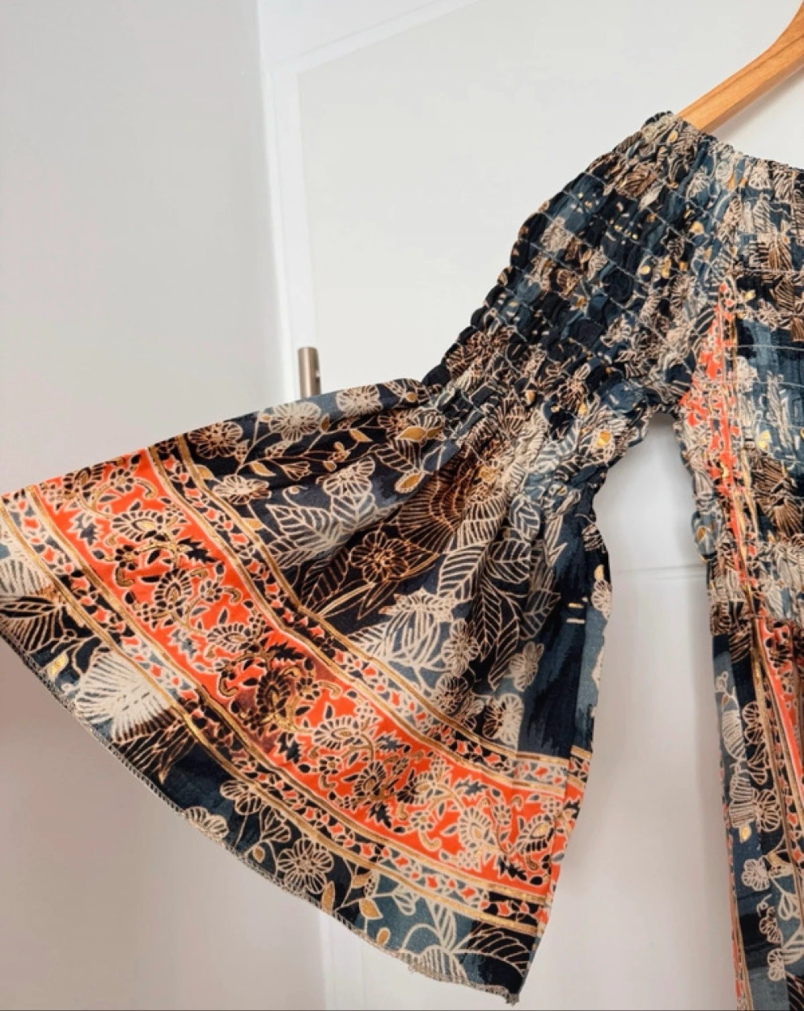 Neuf | robe soie bateau extensible noire orange magnifique | taille unique – photo 5